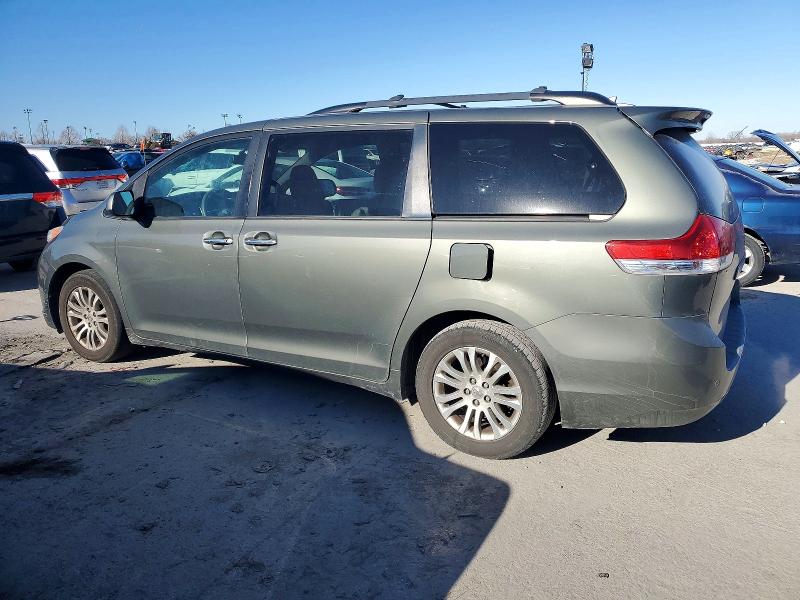 Photo 2 from auction – 2011 TOYOTA SIENNA with VIN 5TDYK3DC8BS156192