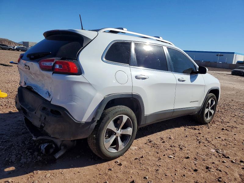 Photo 3 from auction – 2017 JEEP CHEROKEE with VIN 1C4PJMCS9HW500439