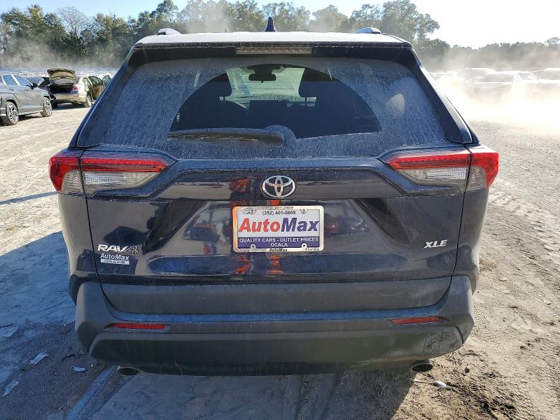 Photo 6 from auction – 2020 TOYOTA RAV4 with VIN 2T3W1RFV6LW058449