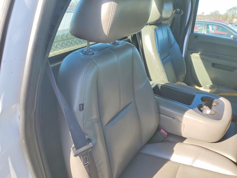 Foto 10 de la subasta – 2011 CHEVROLET SILVERADO con VIN 1GCNCPEX7BZ358044