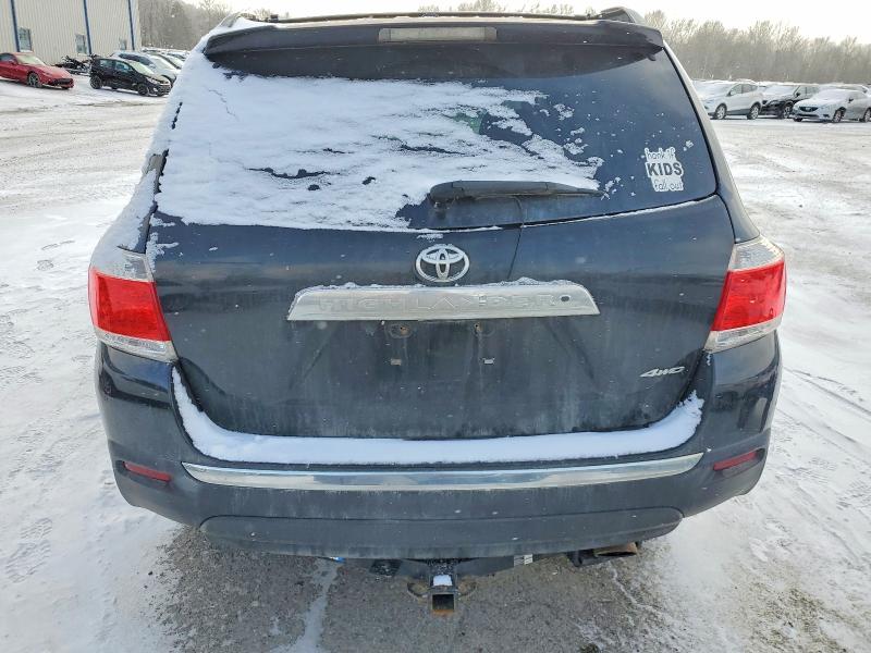Photo 6 from auction – 2013 TOYOTA HIGHLANDER with VIN 5TDBK3EH6DS235377