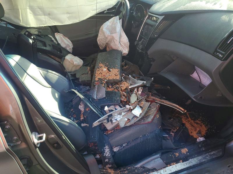 Photo 7 from auction – 2013 HYUNDAI SONATA SE with VIN 5NPEC4AC9DH694581