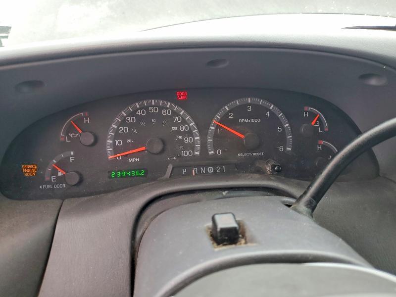 Photo 9 from auction – 2002 FORD F150 SUPER with VIN 1FTRW08L22KD39029