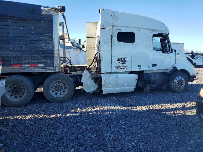 Photo 4 from auction – 2019 VOLVO VN with VIN 4V4NC9EH6KN197203