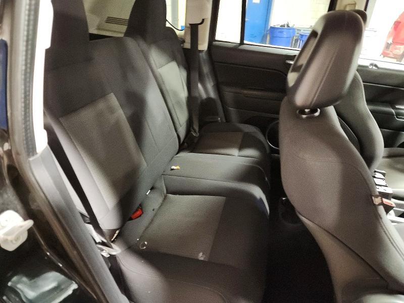 Photo 10 from auction – 2009 JEEP COMPASS SP with VIN 1J4FF47B09D100249