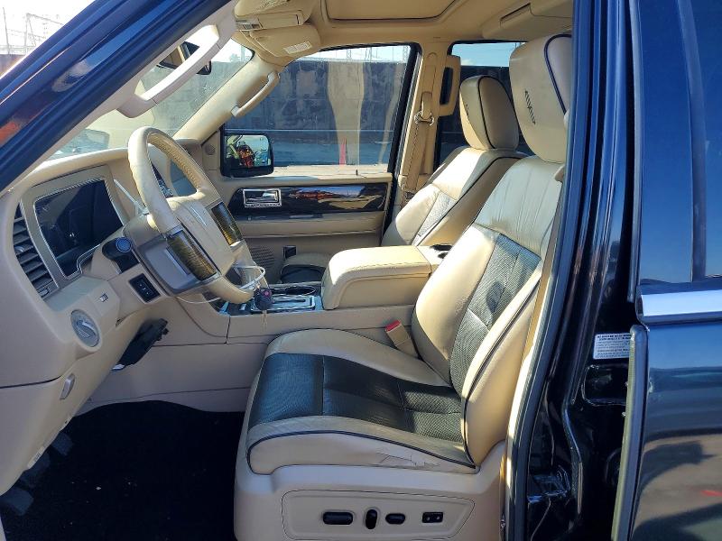 Photo 7 from auction – 2010 LINCOLN NAVIGATOR with VIN 5LMJJ3H5XAEJ05872