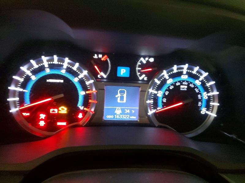Photo 9 from auction – 2015 TOYOTA 4RUNNER with VIN JTEBU5JRXF5204979