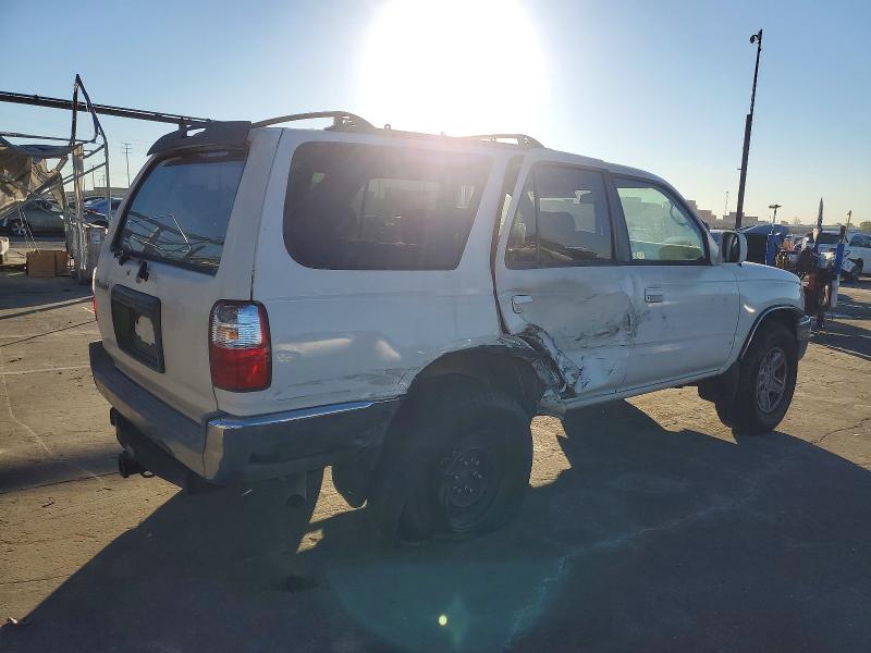Photo 3 from auction – 2001 TOYOTA 4RUNNER SR with VIN JT3GN86R910202457