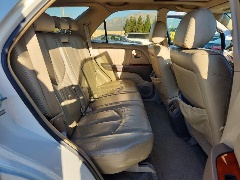 Photo 11 from auction – 2003 LEXUS RX with VIN JTJGF10U530150239