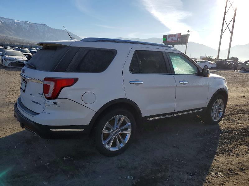 Photo 3 from auction – 2018 FORD EXPLORER L with VIN 1FM5K8F84JGC73989
