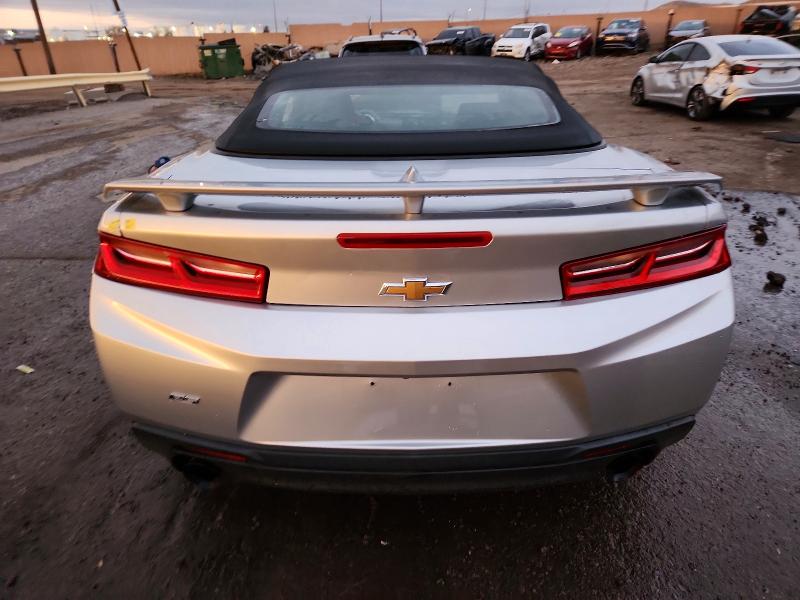 Photo 6 from auction – 2018 CHEVROLET CAMARO with VIN 1G1FB3DX6J0135782