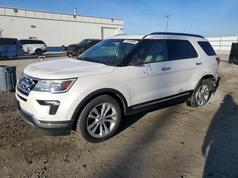 FORD EXPLORER L 2018 with VIN 1FM5K8F84JGC73989 - Photo from auction