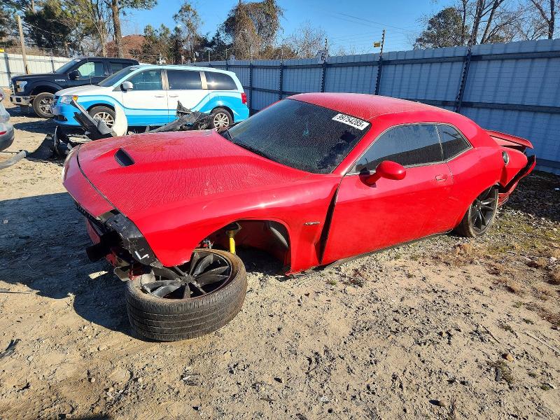 DODGE CHALLENGER 2019 with VIN 2C3CDZBT3KH573555 - Photo from auction