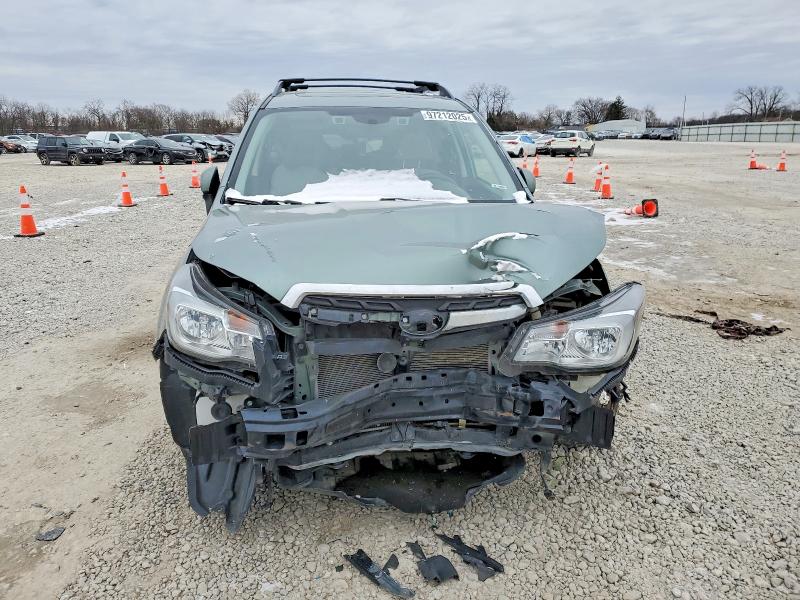 Photo 5 from auction – 2018 SUBARU FORESTER with VIN JF2SJAGC3JH536246