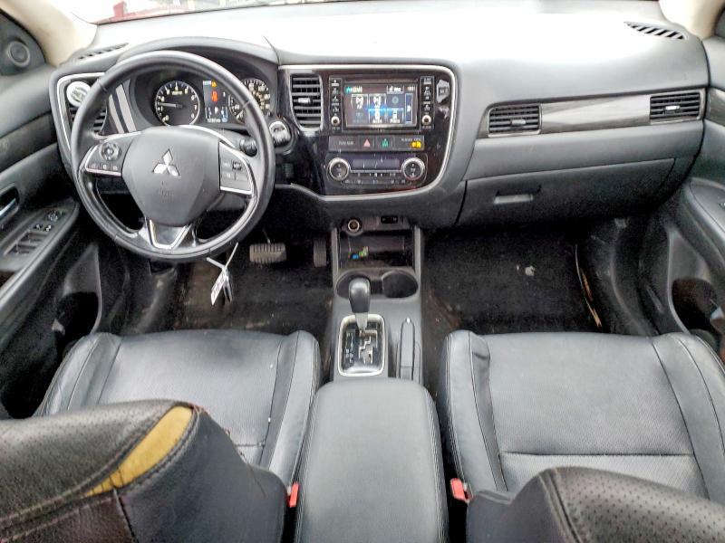 Photo 8 from auction – 2016 MITSUBISHI OUTLANDER with VIN JA4AZ3A36GZ023772