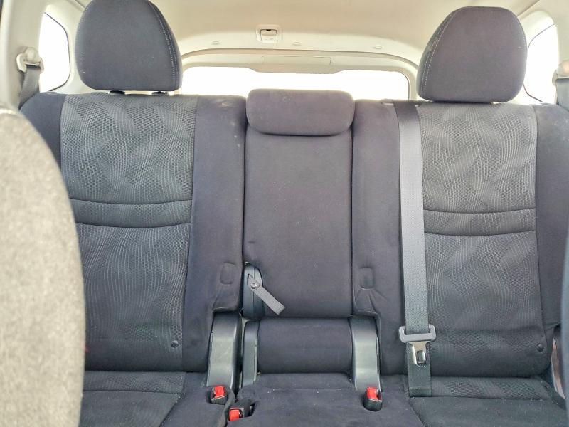 Photo 10 from auction – 2014 NISSAN ROGUE S with VIN 5N1AT2MV3EC844077