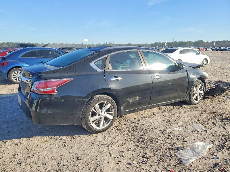 Photo 3 from auction – 2015 NISSAN ALTIMA with VIN 1N4AL3AP4FC296324