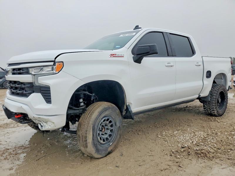 CHEVROLET SILVERADO 2023 with VIN 1GCUDEEDXPZ126581 - Photo from auction