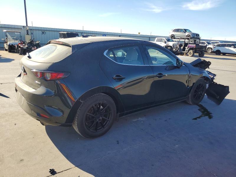 Photo 3 from auction – 2019 MAZDA 3 PREFERRE with VIN JM1BPAMM3K1146784