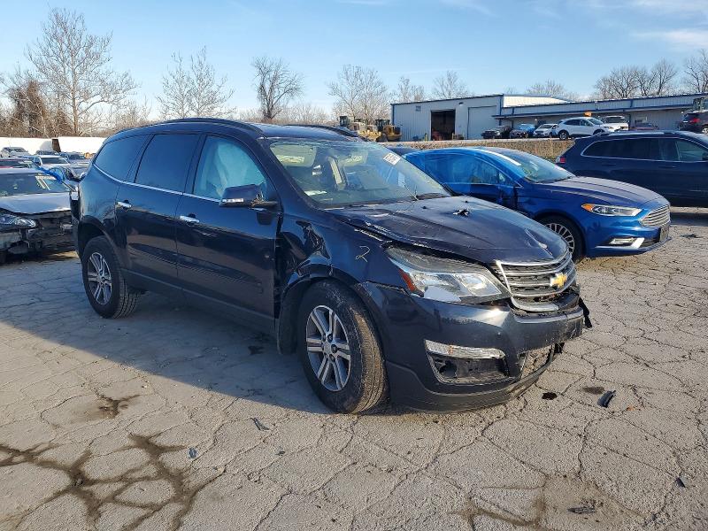 Photo 4 from auction – 2017 CHEVROLET TRAVERSE L with VIN 1GNKRHKD1HJ192667