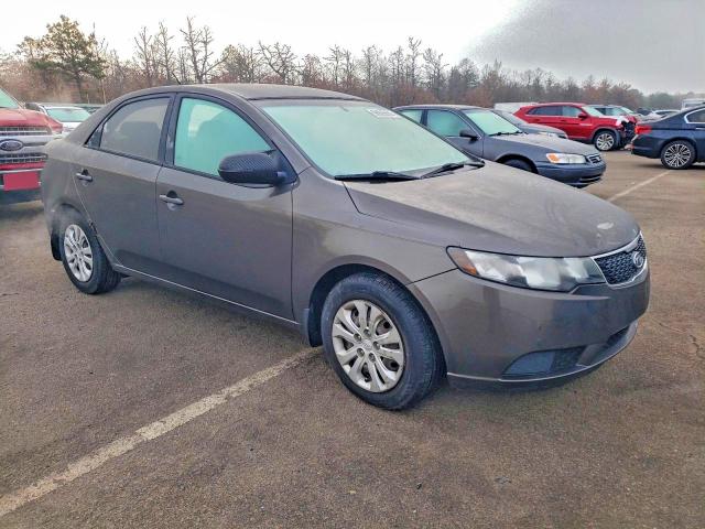 Photo 4 from auction – 2012 KIA FORTE with VIN KNAFU4A26C5547493