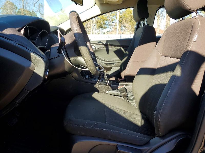 Photo 7 from auction – 2017 FORD FOCUS SE with VIN 1FADP3F24HL261669