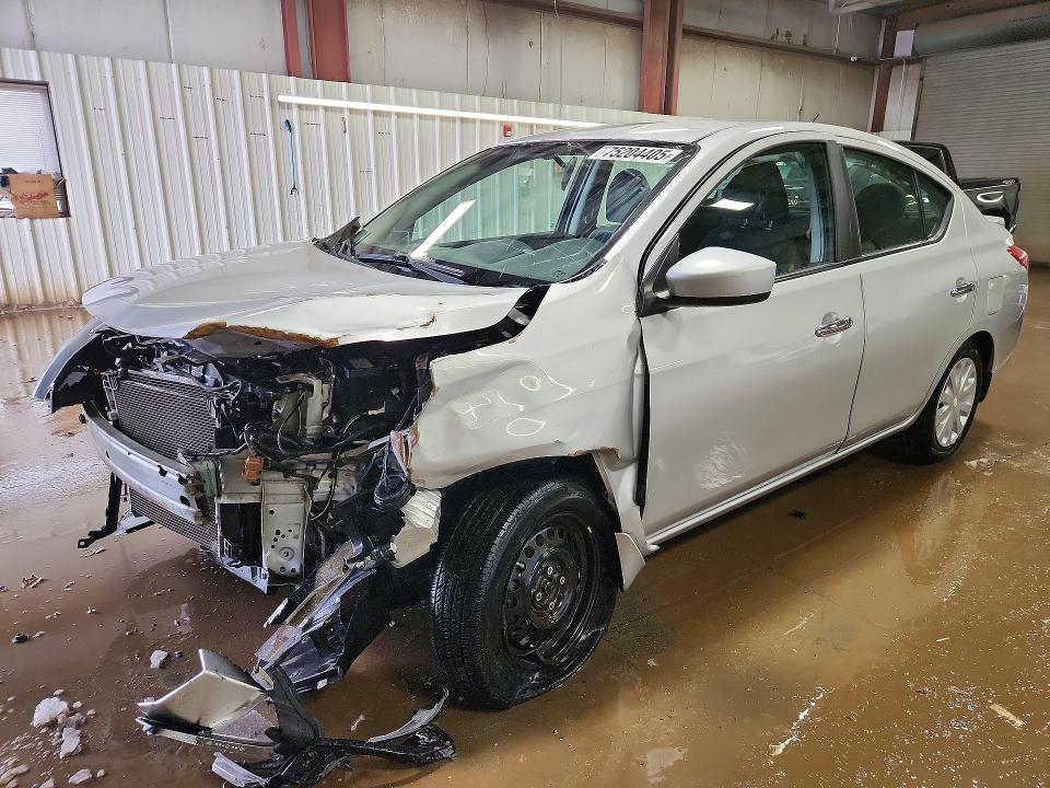 NISSAN VERSA 2016 with VIN 3N1CN7AP5GL880700 - Photo from auction