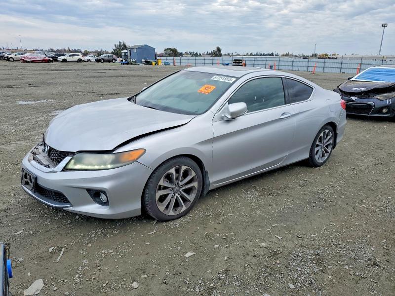 HONDA ACCORD 2013 with VIN 1HGCT2B89DA007808 - Photo from auction