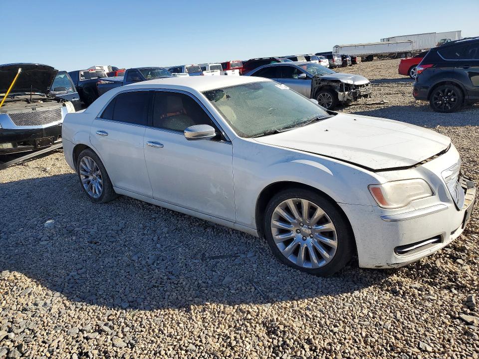 Photo 4 from auction – 2014 CHRYSLER 300 with VIN 2C3CCAAG8EH356970