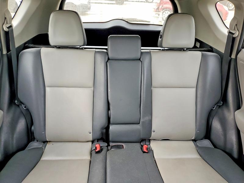 Photo 10 from auction – 2013 TOYOTA RAV4 with VIN 2T3YFREV0DW031194