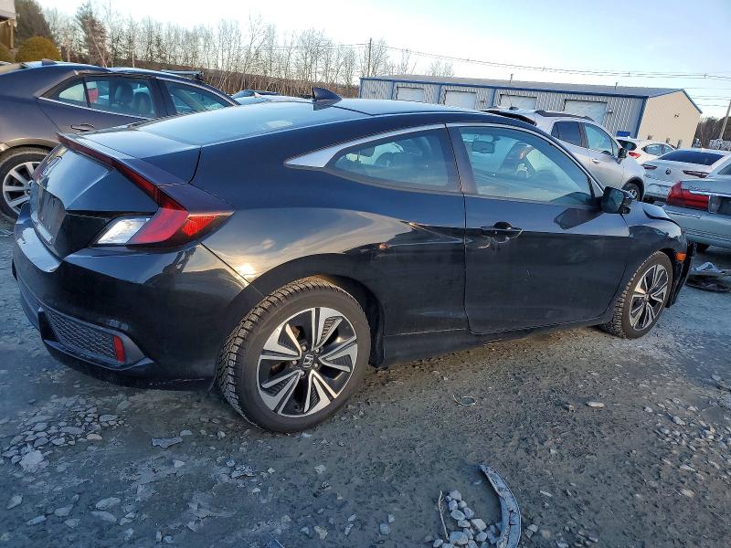Photo 3 from auction – 2018 HONDA CIVIC with VIN 2HGFC3B79JH351016