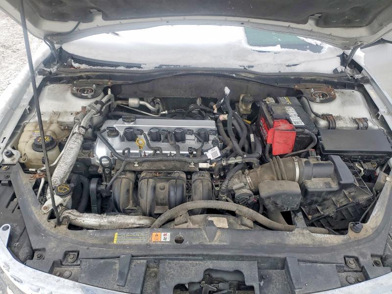 Photo 11 from auction – 2011 FORD FUSION SE with VIN 3FAHP0HA5BR260656