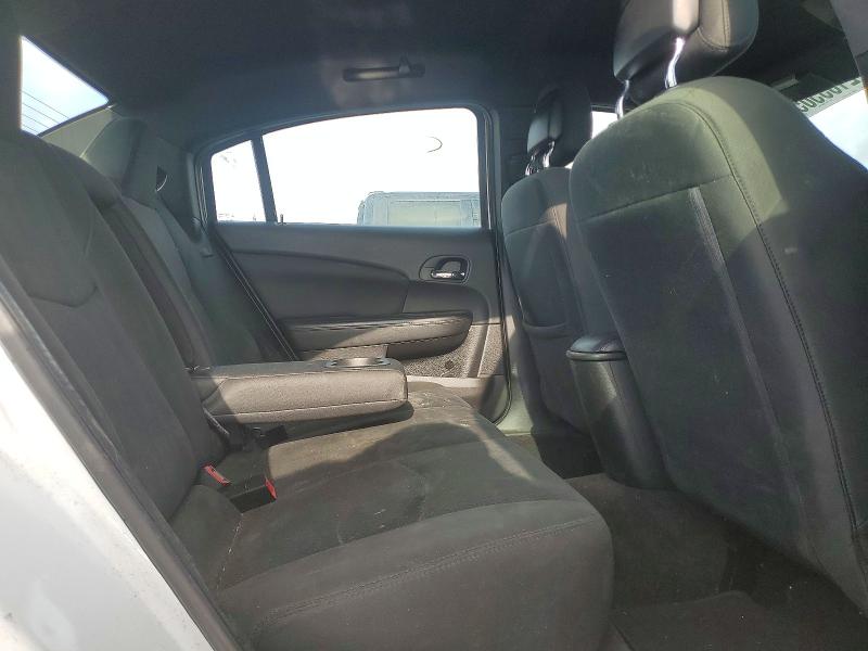 Photo 10 from auction – 2011 CHRYSLER 200 with VIN 1C3BC1FB4BN556496