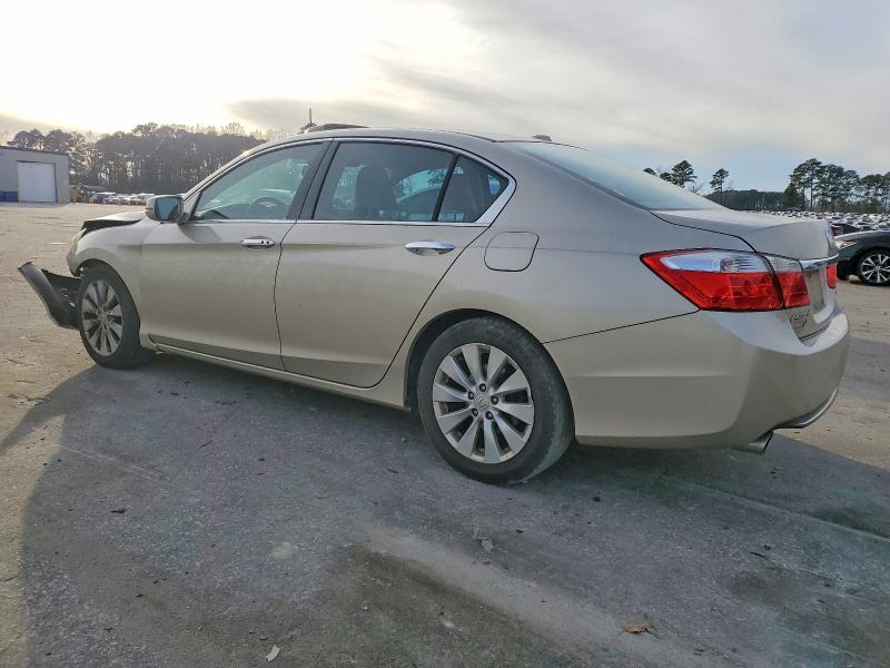 Photo 2 from auction – 2013 HONDA ACCORD EXL with VIN 1HGCR3F80DA016931