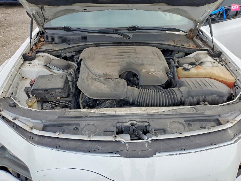 Photo 11 from auction – 2015 CHRYSLER 300 S with VIN 2C3CCAGG8FH923123