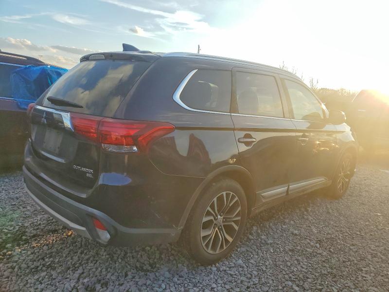 Photo 3 from auction – 2017 MITSUBISHI OUTLANDER with VIN JA4AD3A34HZ025939