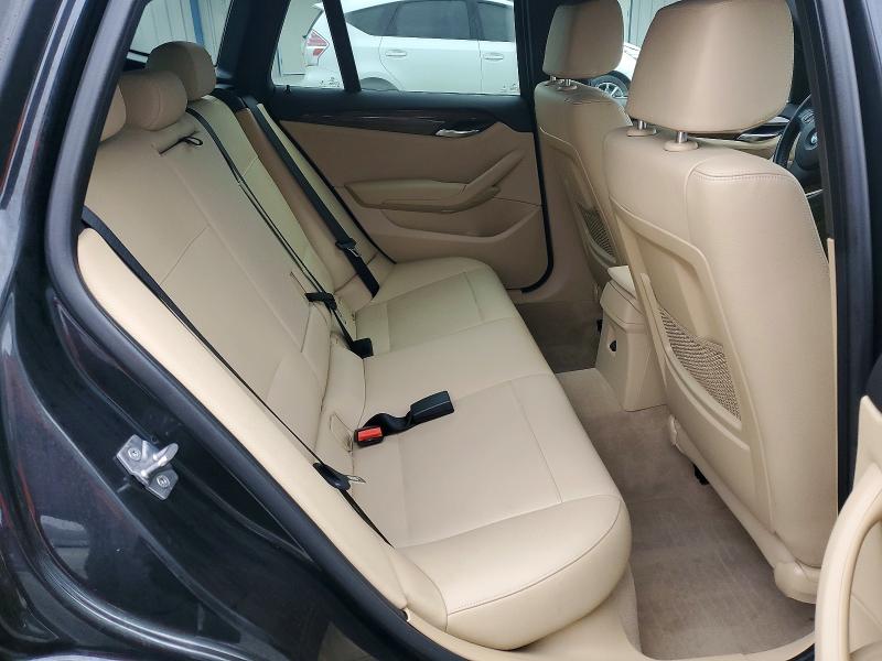 Photo 11 from auction – 2015 BMW X1 XDRIVE3 with VIN WBAVM5C57FVV93623