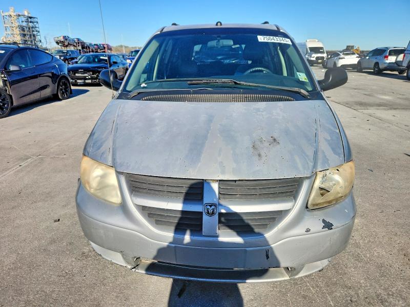 Photo 5 from auction – 2005 DODGE GRAND CARA with VIN 1D4GP24R55B292077