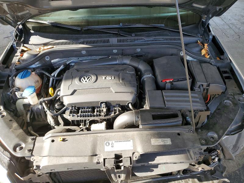 Photo 11 from auction – 2014 VOLKSWAGEN JETTA with VIN 3VWD17AJ8EM282727