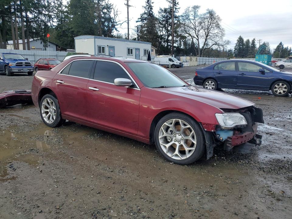 Photo 4 from auction – 2019 CHRYSLER 300C with VIN 2C3CCAPT4KH682491