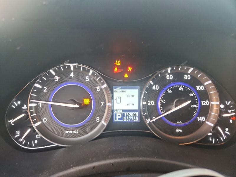Photo 9 from auction – 2011 INFINITI QX56 with VIN JN8AZ2NF3B9502815