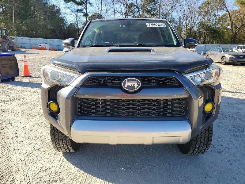 Photo 5 from auction – 2014 TOYOTA 4RUNNER SR with VIN JTEBU5JR1E5181042