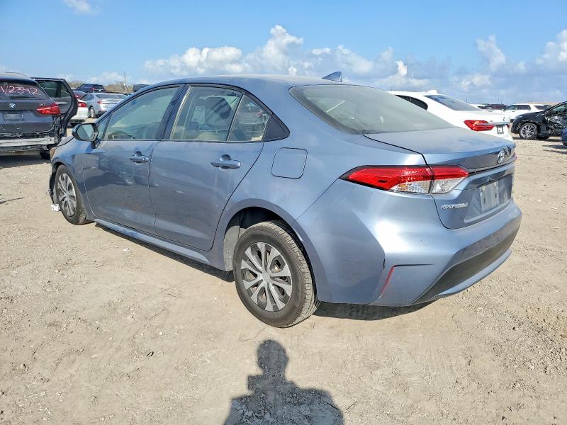 Photo 2 from auction – 2022 TOYOTA COROLLA LE with VIN JTDEAMDE5NJ055013