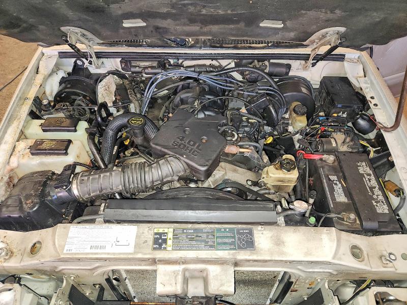 Photo 11 from auction – 2003 FORD EXPLORER S with VIN 1FMZU77E63UB07410