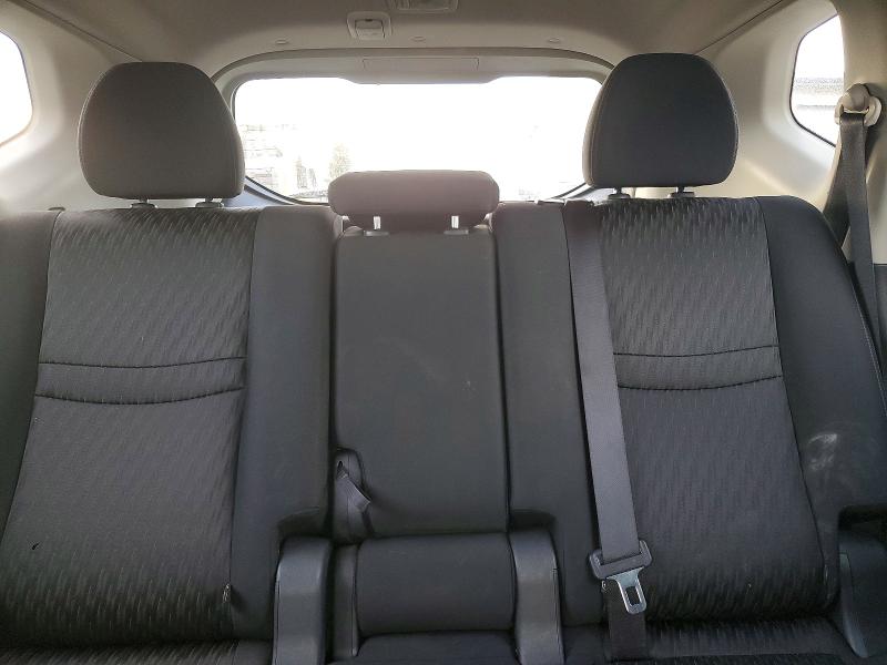 Photo 10 from auction – 2017 NISSAN ROGUE S with VIN KNMAT2MV5HP521733