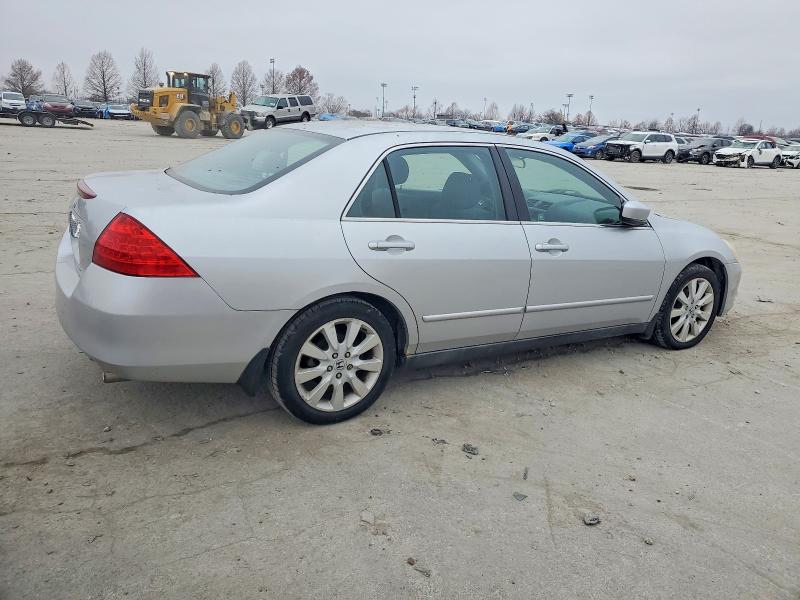 Photo 3 from auction – 2007 HONDA ACCORD with VIN 1HGCM66397A047037