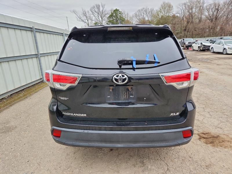 Photo 6 from auction – 2015 TOYOTA HIGHLANDER with VIN 5TDKKRFH5FS059202