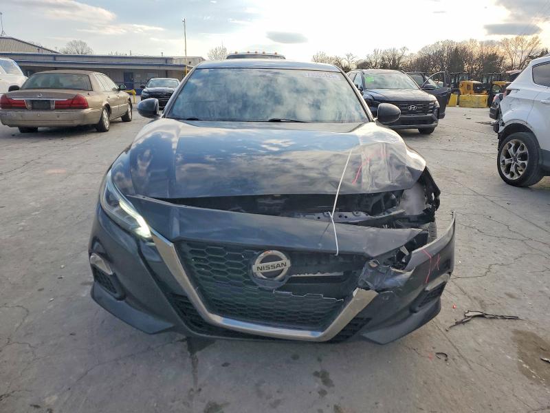 Photo 5 from auction – 2020 NISSAN ALTIMA SR with VIN 1N4BL4CV8LC172395