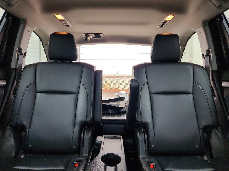 Фото 10 с аукциона – 2016 TOYOTA HIGHLANDER с VIN 5TDJKRFH4GS354854