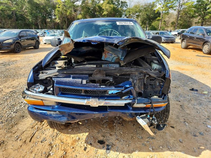 Photo 5 from auction – 2002 CHEVROLET BLAZER with VIN 1GNCS18W82K129561